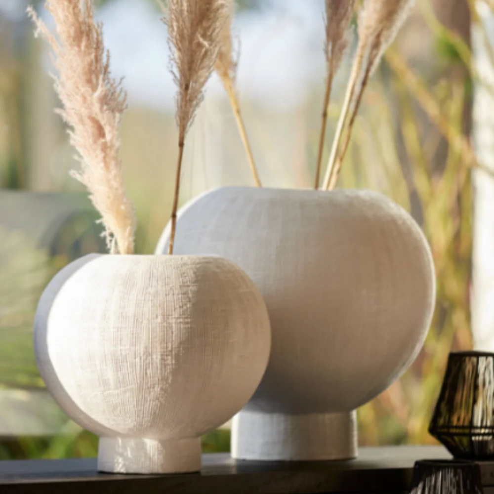 Maguli Ceramic Matt White Vase - Image 2
